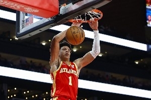 杰倫約今日30分7斷三雙多難？歷史僅7人 上次16年前 神將蓋帽上雙