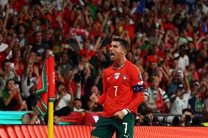 馬丁內(nèi)斯談C羅：不應著眼于最后一屆世界杯，而應關(guān)注他已參加5屆