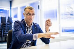 0-3輸挪威是因國米剛輸歐冠？貝爾戈米：布馮可以說得更優(yōu)雅一些