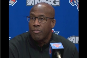 邁克·布朗：主場作戰(zhàn)能汲取能量 我們攻防兩端都打出了正確籃球