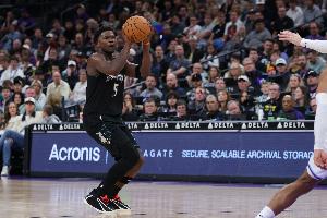 比去年多不少！本賽季華子27.5%進(jìn)攻通過單打完成 每回合得1.07分