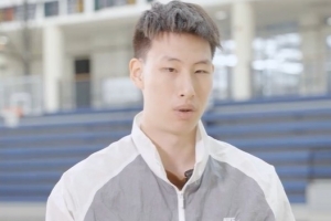 為什么能拿如此多offer？郇斯楠：可能是身體天賦 和對籃球的熱愛