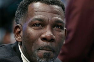 Shams：杜蒙將任命邁克爾·芬利和馬特·里卡迪任臨時(shí)管理層