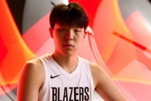 G聯(lián)盟首秀8分13板4助！希望外界再耐心點 給楊瀚森充分的成長時間