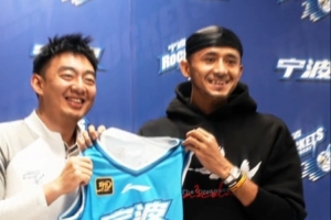 重返CBA！卡米然曬與寧波簽約視頻：終點(diǎn)雖很遙遠(yuǎn) 歸來仍是少年