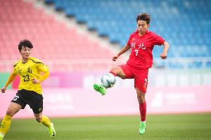 全運(yùn)女足決賽湖北隊(duì)vs江蘇隊(duì)首發(fā)：王霜、吳海燕、李夢雯登場