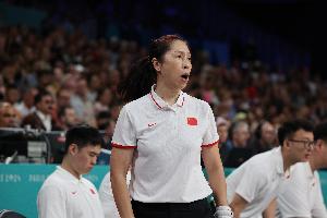 鄭薇：要求隊(duì)員認(rèn)真對(duì)待爭取一場(chǎng)比一場(chǎng)好 現(xiàn)在看達(dá)到預(yù)期效果