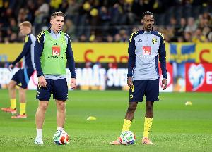 波特：伊薩克還沒準(zhǔn)備好首發(fā)，對他來說最好是替補(bǔ)登場