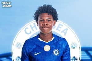 羅馬諾：切爾西擊敗多家俱樂部簽下奧多涅斯，球員可能2028年加盟