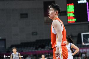 手感冰涼！李緣7中1拿到8分7板7助 4次失誤