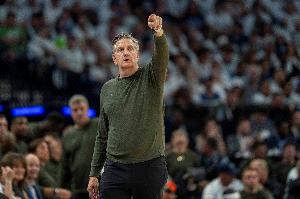 小高潮！森林狼第三節(jié)末段打出一波9-0 一舉反超國(guó)王