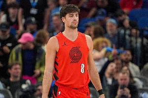 失誤略多！阿夫迪亞15中7&罰球7中6拿到22分10板4助 有7次失誤