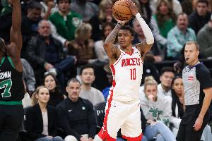 效率挺高！賈巴里·史密斯16投9中砍下22+5 正負(fù)值+11