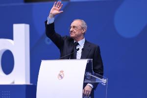 弗洛倫蒂諾明年卸任？記者辟謠：他從未考慮過辭職