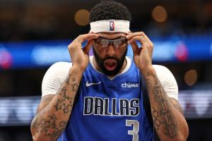 交易歐文/濃眉？名記：若非兩人都賣掉的話 那送走濃眉才是最優(yōu)解