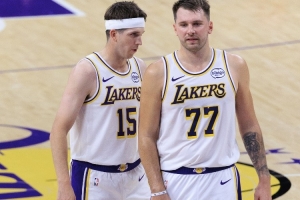 雷迪克：從賽季初到現(xiàn)在盧卡小里一直帶領我們前行 他們做得很棒