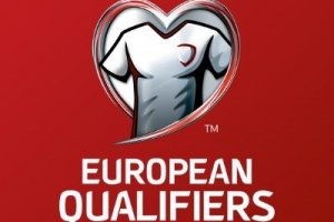 本輪歐洲世預(yù)賽最佳進球候選：埃澤不停球兜射、達姆斯高遠射在列