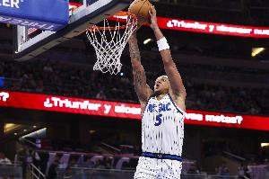 場均21.7分8.7板！明天魔術客戰(zhàn)火箭 班凱羅因左腹股溝拉傷缺陣