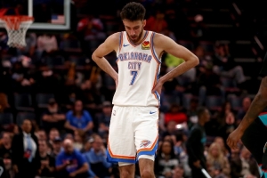 戴格諾特：切特技術(shù)出眾 在進(jìn)攻節(jié)奏中找到了展現(xiàn)自身實(shí)力的方式