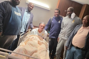 加納官方：對陣日本受傷的阿布·弗朗西斯已成功接受手術(shù)