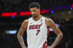 被米羅搶了8個(gè)前場(chǎng)板！哈斯勒姆：賽后我讓韋爾去看看錄像咋回事