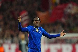 查洛巴：第一件球衣是大羅的巴西球衣 足球圈的第一個朋友是芒特