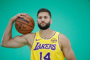 雷迪克：克萊伯的表現(xiàn)完美詮釋了湖人精神 他是最佳隊友的典范