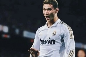 今日趣圖：大家都誤會(huì)羅哥了，真正的羅哥現(xiàn)在在拜合拉木身上呢~