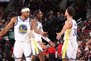 穆迪本場32分4板3斷&進8記三分&真實命中率88% 勇士除庫里外首人