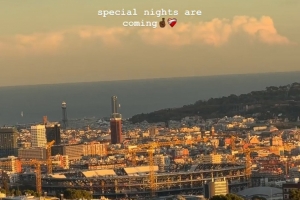 亞馬爾社媒曬夕陽下的諾坎普球場:一個特殊的夜晚即將到來