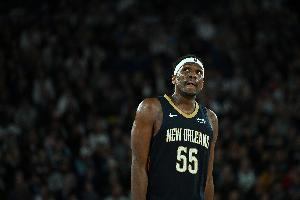 波斯特:新秀賽季無論場上還是場下 我經(jīng)常向盧尼請教問題