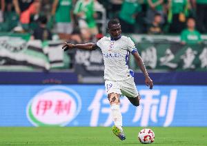 足球報(bào)：申花肯定不會放棄爭冠，阿蘇埃、劉誠宇體能狀況堪憂