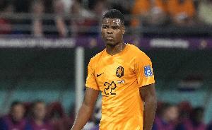 科曼：我們本想把所有球員都留在隊(duì)內(nèi)，但俱樂部決定召回鄧弗里斯