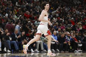 26+12+13！吉迪公牛生涯第10次砍下三雙 隊(duì)史喬丹和皮蓬后首人