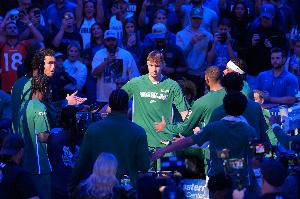 主場戰(zhàn)開拓者！獨(dú)行俠首發(fā)：布威 克里斯蒂 弗拉格 華盛頓 加福德