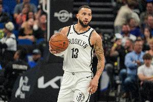 高效表現(xiàn)！馬丁12中8&三分6中3拿到20分&填滿數(shù)據(jù)欄 正負(fù)值+26