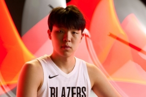 解說：瀚森的比賽內(nèi)容比數(shù)據(jù)更讓人欣喜 他要像小謝那樣磨練自己