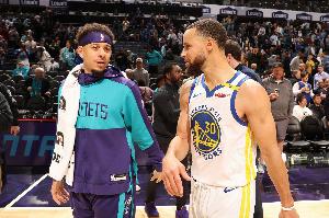 已經(jīng)可以重簽！美記：小庫里情況沒有更新 等越久占薪資空間越低