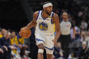 無(wú)敵！穆迪三分12中8狂轟32分4板3斷 一戰(zhàn)創(chuàng)得分&三分兩項(xiàng)新高！