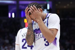 茂了！基昂特·喬治絕殺投出三不沾 爵士和公牛進(jìn)入加時(shí)