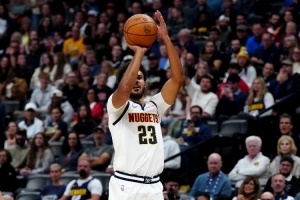 就差1分了！卡梅隆·約翰遜接約基奇?zhèn)髑蛉执蛲９? >
                                        </div>
                                    </div>
                                                                        <div   id=