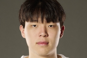 隊(duì)記：楊瀚森在發(fā)展聯(lián)盟要多得分多搶板多蓋帽 這樣才能適應(yīng)NBA