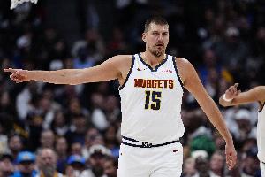 歷史第二！約基奇12次35分15籃板10助攻三雙&僅次于羅伯特森