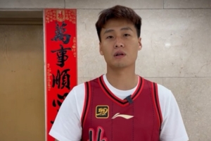 趙睿：感謝北京隊(duì)信任我選擇我 新賽季會(huì)全力以赴打好每一場(chǎng)