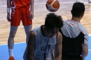 降維打擊！張博源22中11&10罰7中空砍全場最高31分 另9板2助2帽