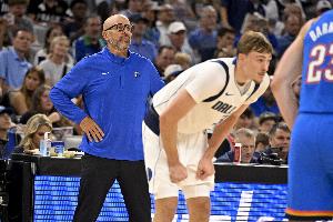 蘇群：炒掉Nico后小牛短暫反彈 相信陣中已無人對本賽季抱有希望