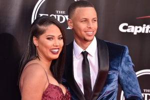 夸梅：庫嫂與其各種不知足不如好好經(jīng)營婚姻 因庫里對你絕對真愛