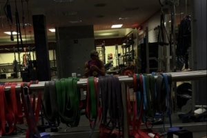 亞馬爾更新社媒，曬自己在健身房鍛煉照片