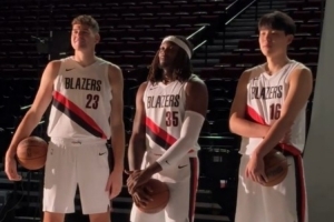 拓記：楊瀚森回歸也沒有上場機會 球隊想進季后賽就沒必要讓他上