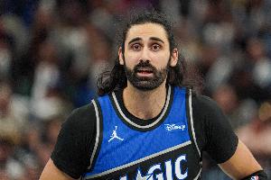 高空轟炸！席爾瓦助飛比塔澤 隨后比塔澤拋傳助席爾瓦空接暴扣